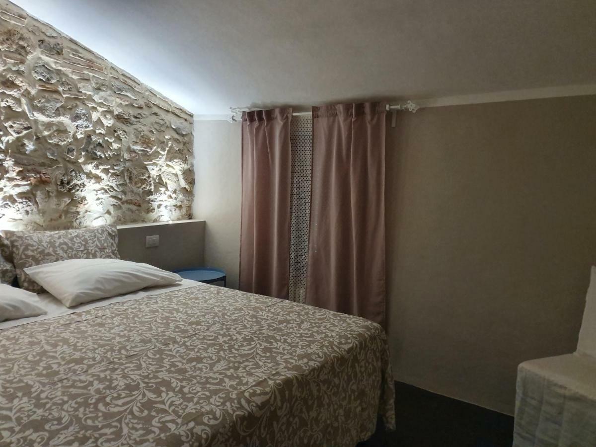 Bed and Breakfast Lo Scarabeo Casale di Pari Exteriér fotografie